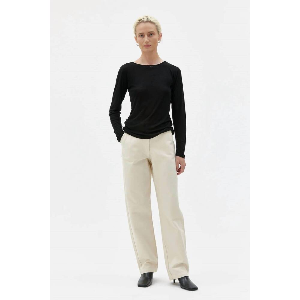 NEW MASKA vola ribbed top in black